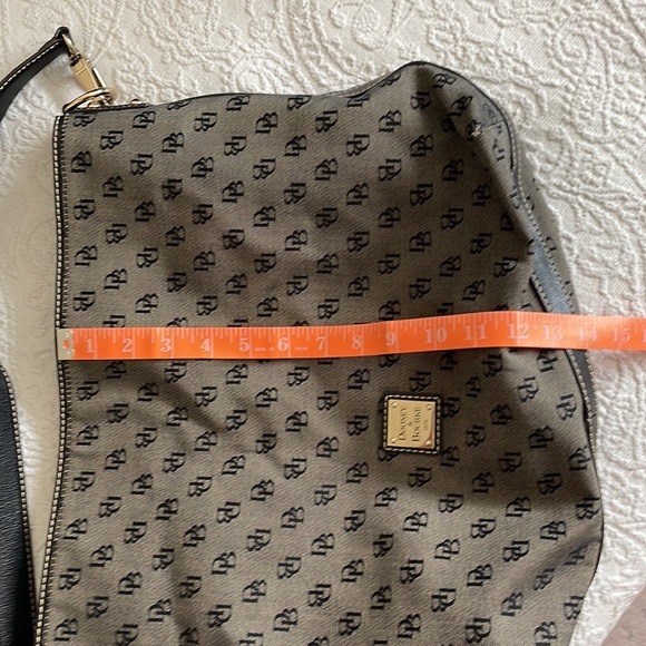 Dooney & Bourke Grey/ Black Large Shoulder Bag - Picture 14 of 16